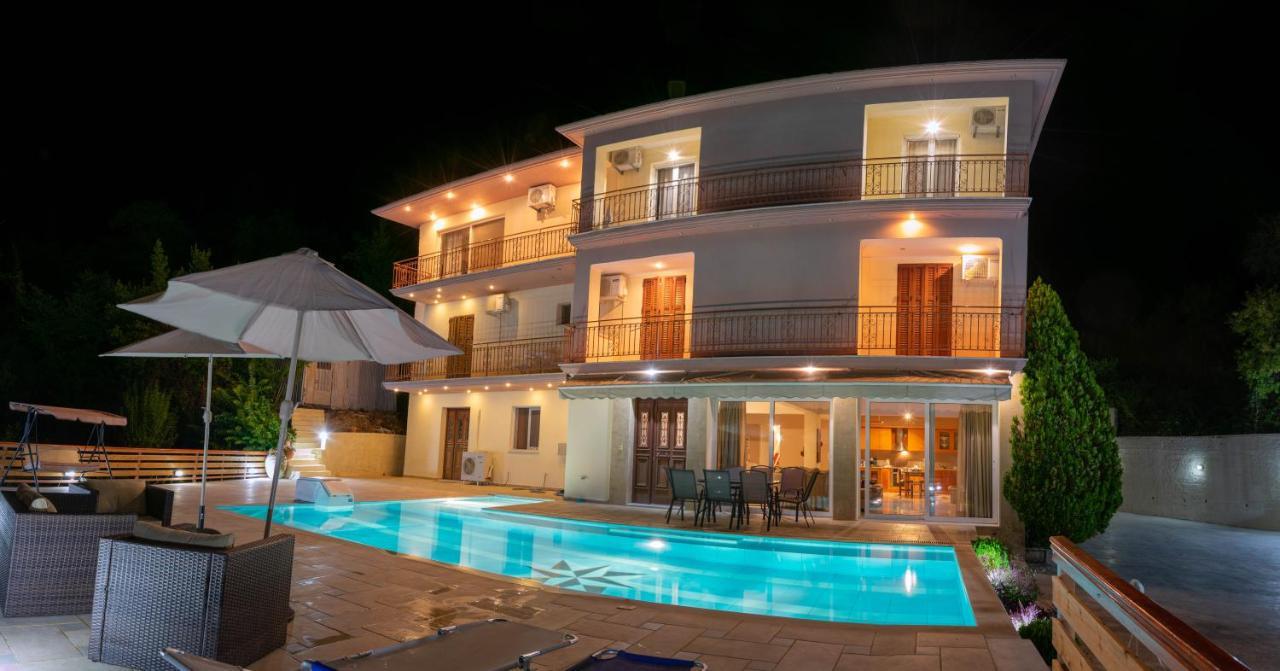 Petronas Villa Kariá Exteriér fotografie